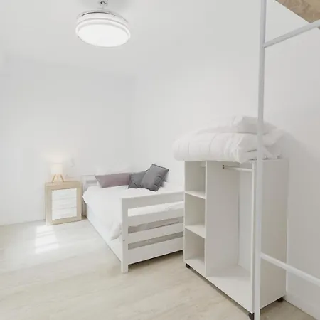 Casa Pablo Center דירה פואנגירולה